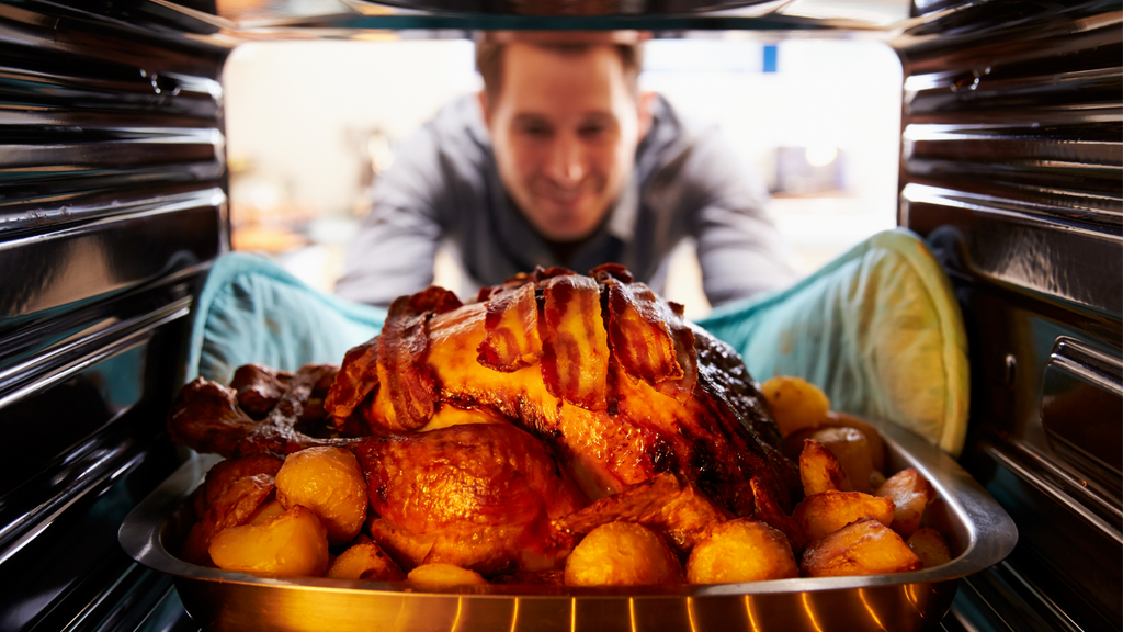 Hosting a Thanksgiving Dinner? You’re Welcome!
