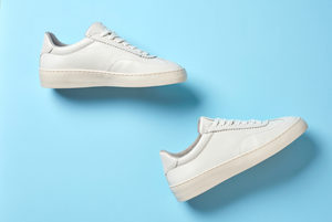 How to Clean White Shoes and Make them Look New Again!