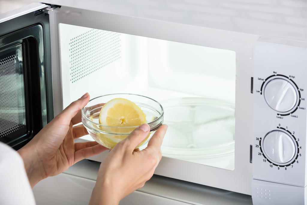 7 Zesty Ways to Use Lemon for a Home That Sparkles & Smells Like Sunshine